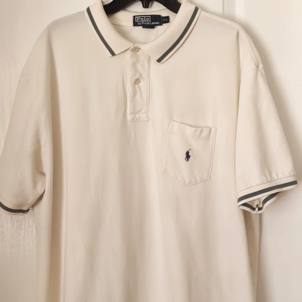 Ralph Lauren Ivory Polo Shirt With Pocket. Size XXL